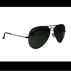 Black ray ban aviators